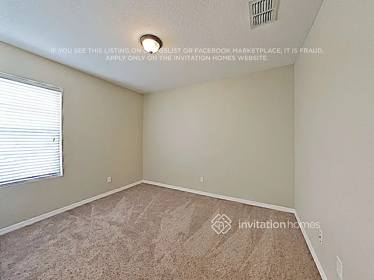 101 Daigledog St — Photo 10