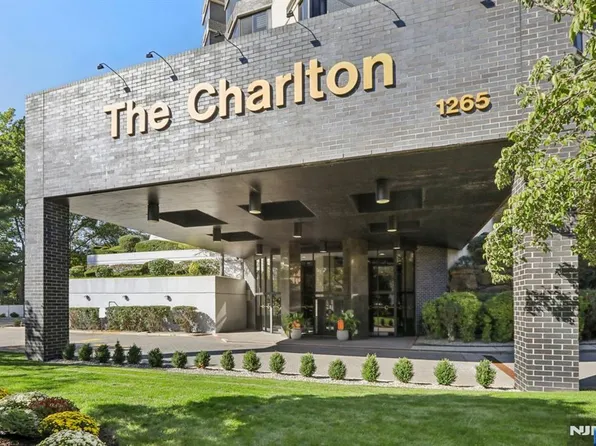 1265 15th St APT 4E, Fort Lee, NJ 07024