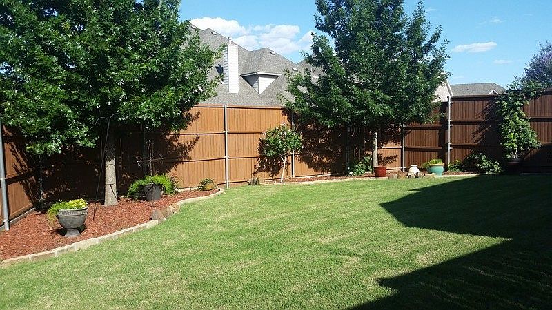 2nd image of 7184 Rawlins Ln
