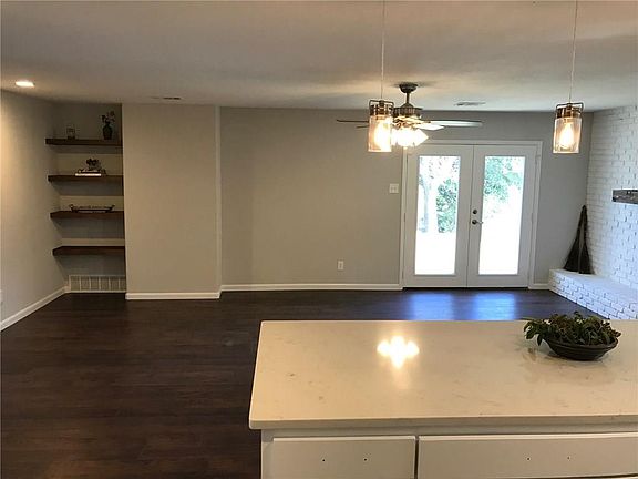 5th image of 3772 N Hills Ct