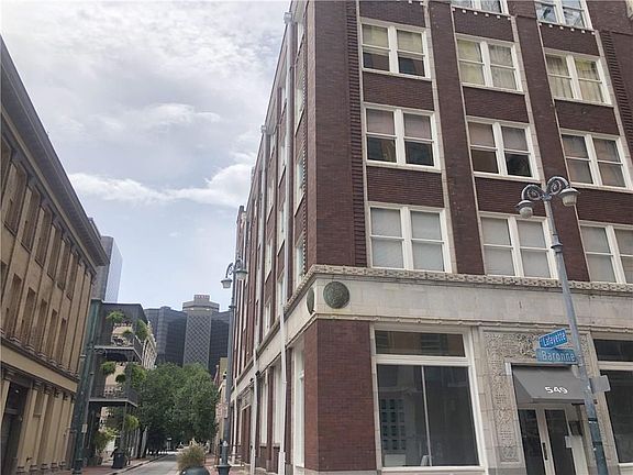 2nd image of 909 Lafayette St APT 8