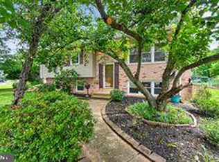 9601 Greenview Ln, Manassas, VA 20109