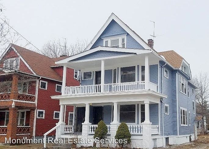 1st image of 11425 Parkview Ave