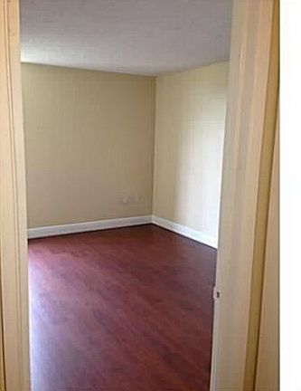 3rd image of 8870 Fontainebleau Blvd APT 410