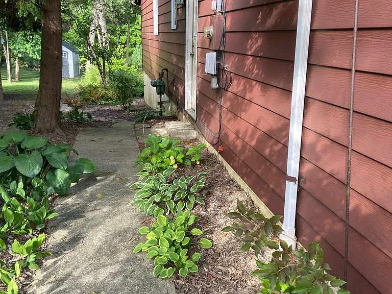 side yard