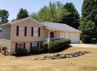 504 Heritage Ln, Winder, GA 30680