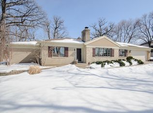 3N611 Oak Ln, Bensenville, IL 60106