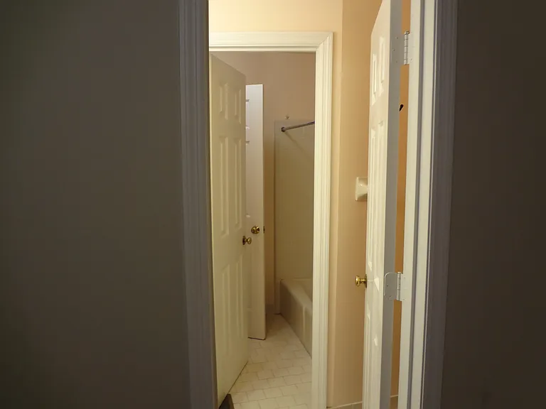2627 Blakemore Ave #2627 — Photo 8