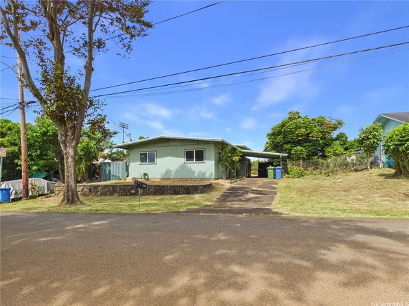 1261 Ulupii St, Kailua, HI 96734