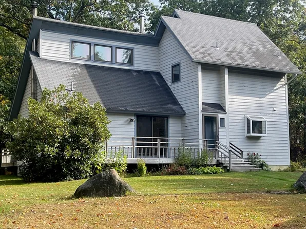 284 Harvard St, Leominster, MA 01453