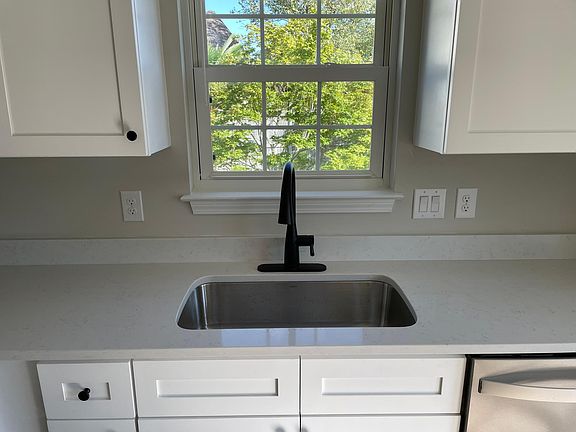 2nd image of 3602 New Colony Dr