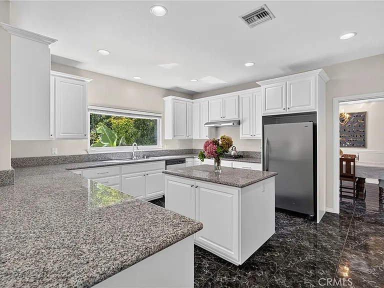 11541 Donovan Rd — Photo 11