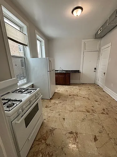 2431 S Christiana Ave Photo 1