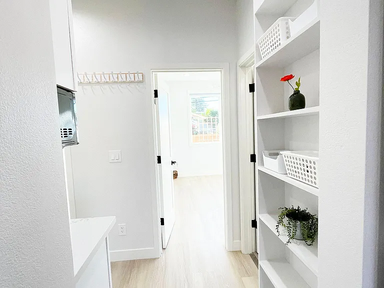 153 N Eldorado St #A — Photo 21