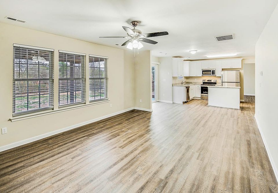 1st image of 7033 Honey Tree Ln