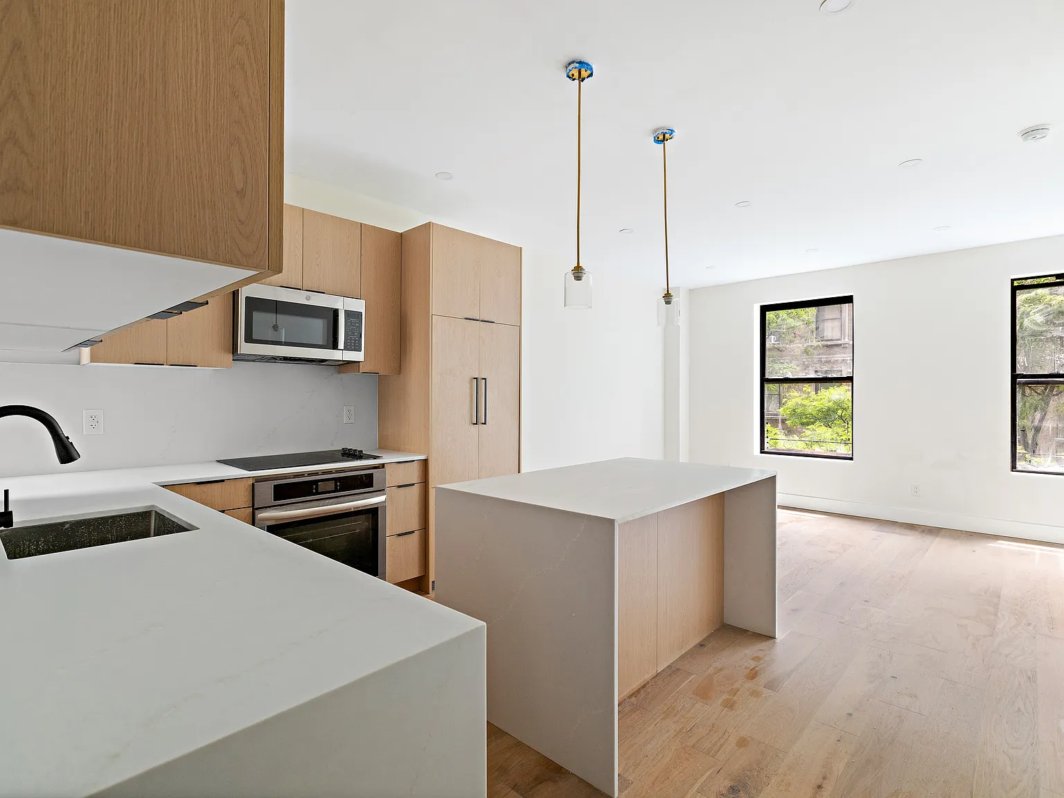 211 West 85th Street — Photo 3