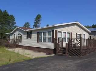 W4868 Chicago Dr, Redgranite, WI 54970