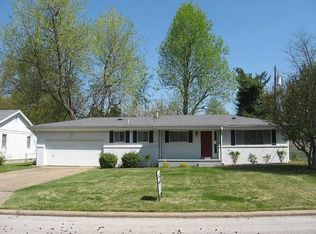 3247 E Wayland St, Springfield, MO 65804