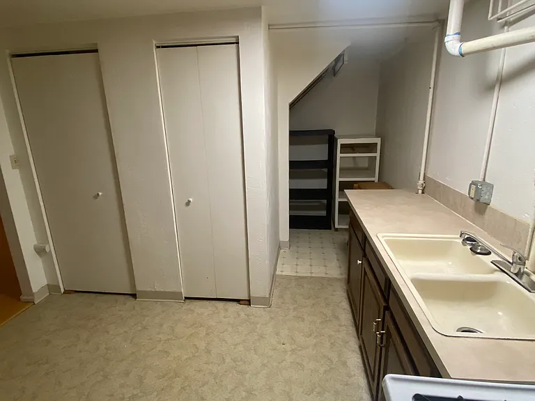 608-610 Cowan St #610.5 — Photo 3