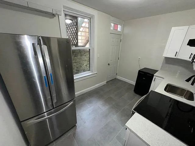 182 Ashford Ave #1 — Photo 5