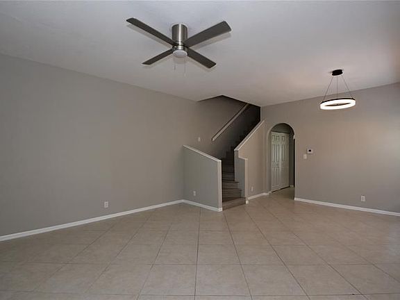 5th image of 630 NW 2nd Ave #630