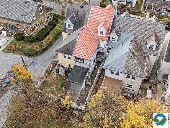 4th image of 713 S Bergen St