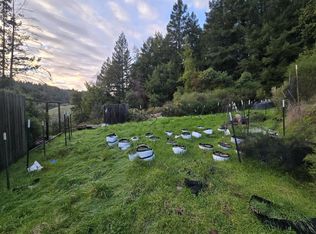 250 & 314 Oakcrest Dr, Garberville, CA 95542