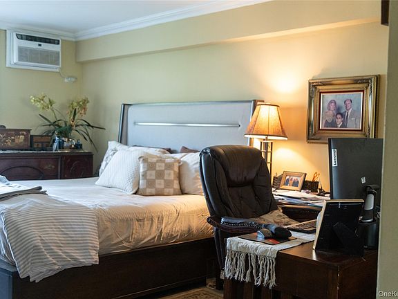 3rd image of 144-70 41st Avenue #3H