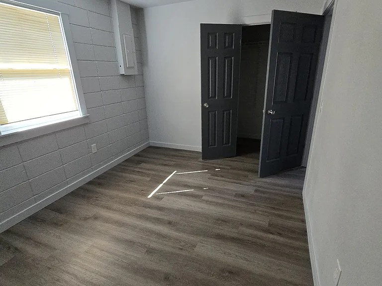 1659 W Crossland St #1659 — Photo 10