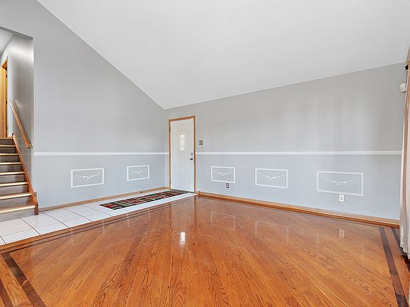 4th image of 14630 S Palmer Ave