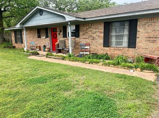 279570 Woodside Dr, Comanche, OK 73529