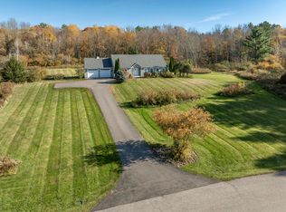 15 Sunset Rdg, Cumberland, ME 04021