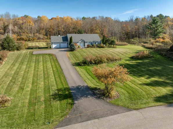 15 Sunset Ridge, Cumberland, ME 04021