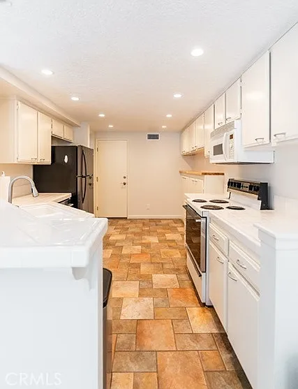 2 bed, 1276 sqft, $4,000 — Photo 1