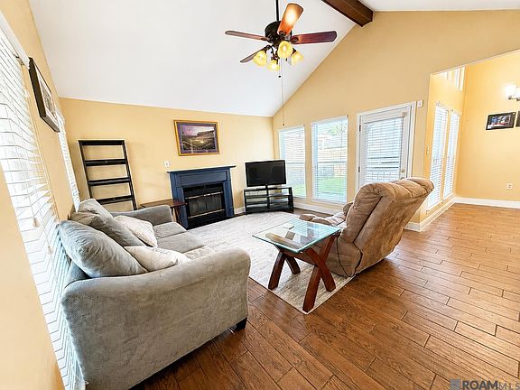 5th image of 2054 Pecan Ridge Ave