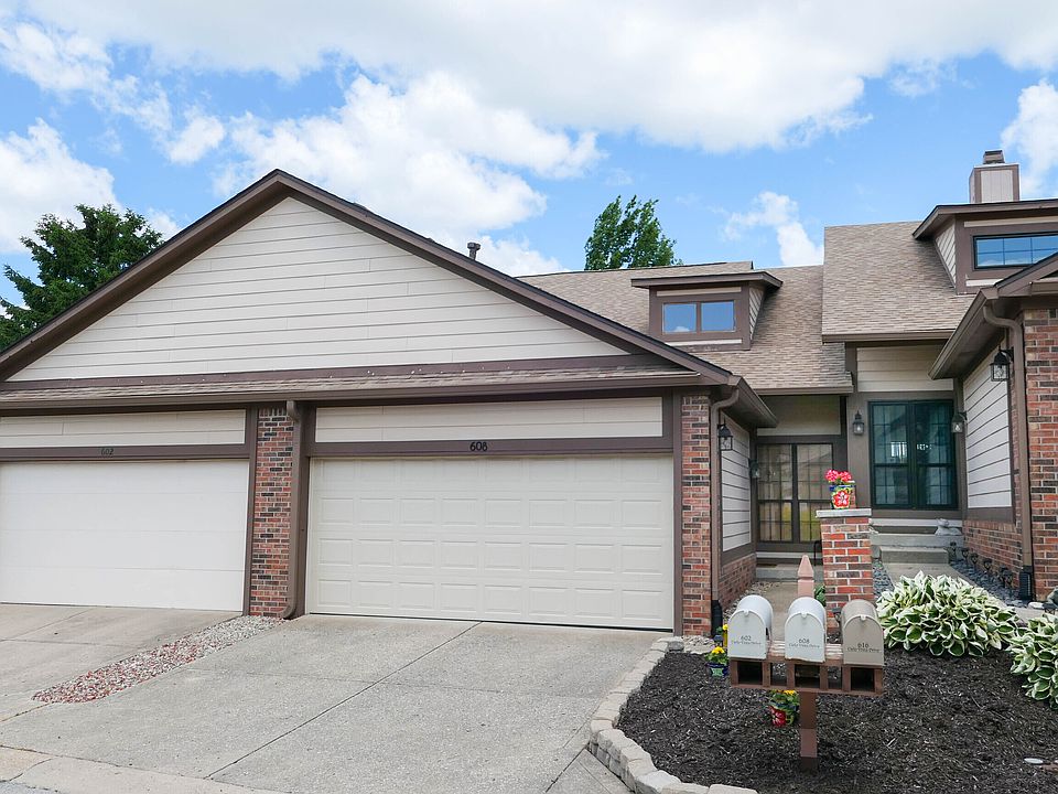 1st image of 608 Cielo Vista Dr