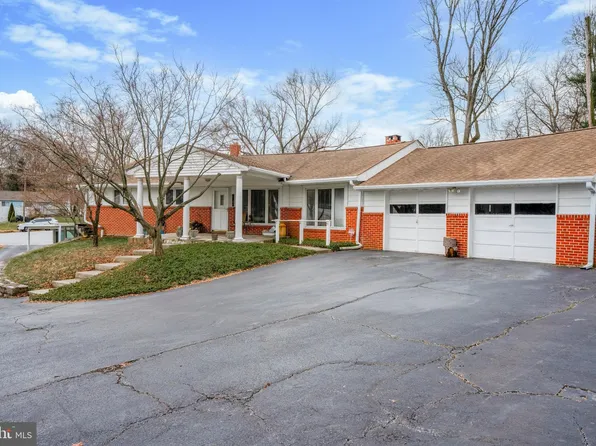 2102 Euclid Ave, Upper Chichester, PA 19061