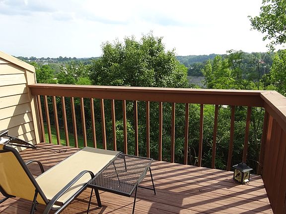 5th image of 3008 Nob Hill Dr