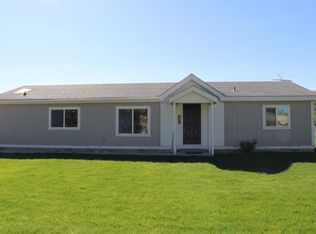 3015 Sagebrush Ln, Homedale, ID 83628