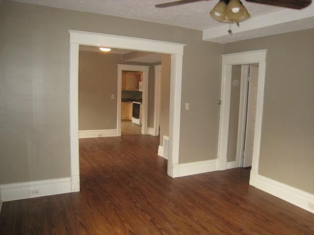 1st image of 1119 Thomas St SE APT 2