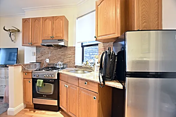 Rented by Compass | media 6