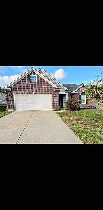 1st image of 824 Groveview Ct