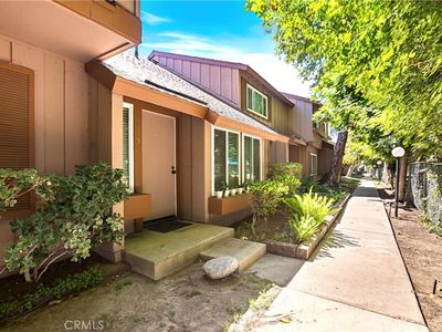 20139 Leadwell St UNIT 5, Winnetka, CA, 91306