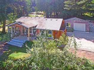 2135 Highland Dr, Camano Island, WA