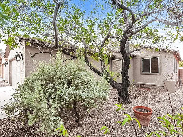 5082 E Kittentails Dr — Photo 14