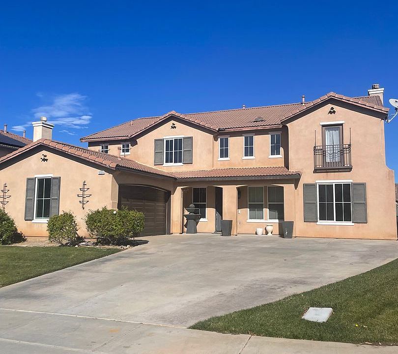 1st image of 1229 Amaryllis Way