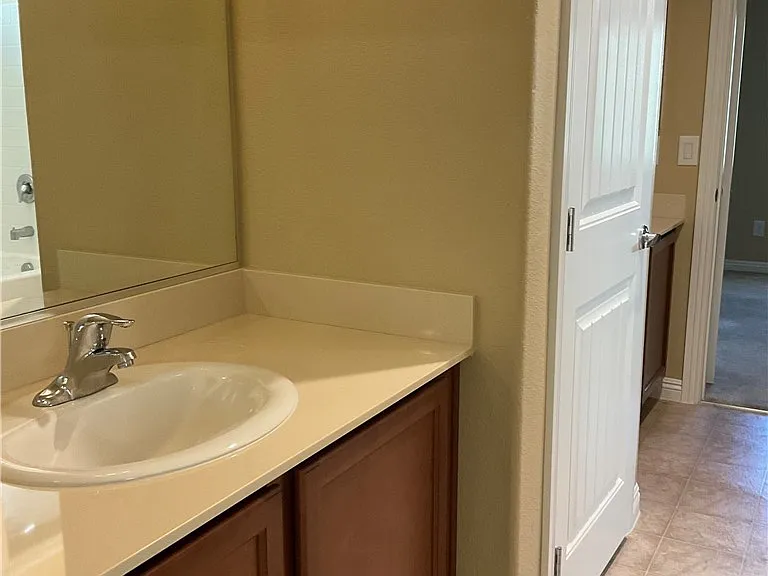 12 Jasmine Point St — Photo 9