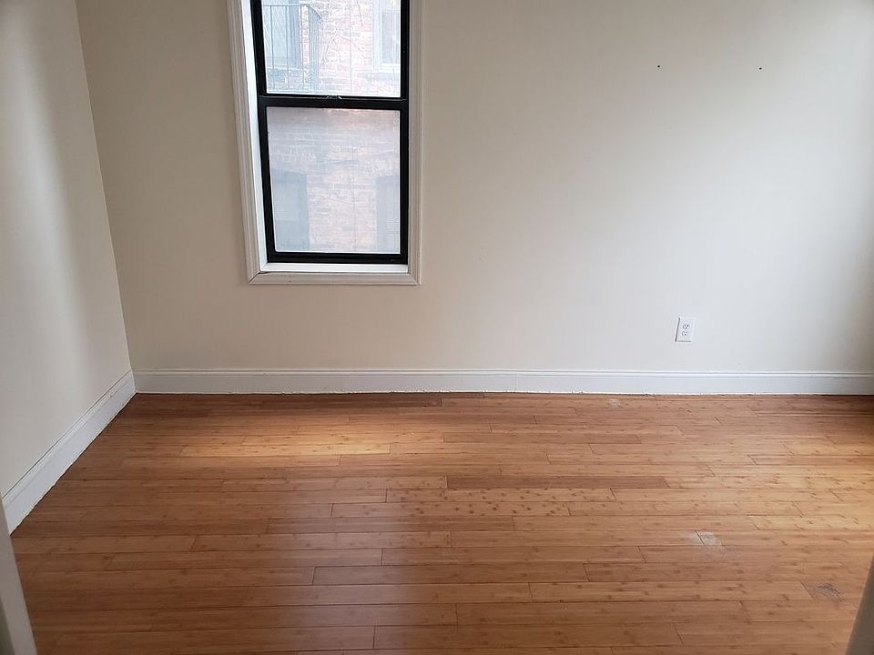 2nd image of 280 E 21st St APT 4A