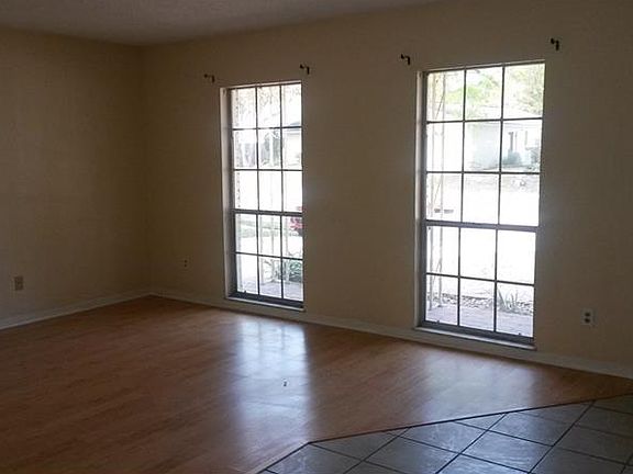 3rd image of 13820 Cherry Creek Dr