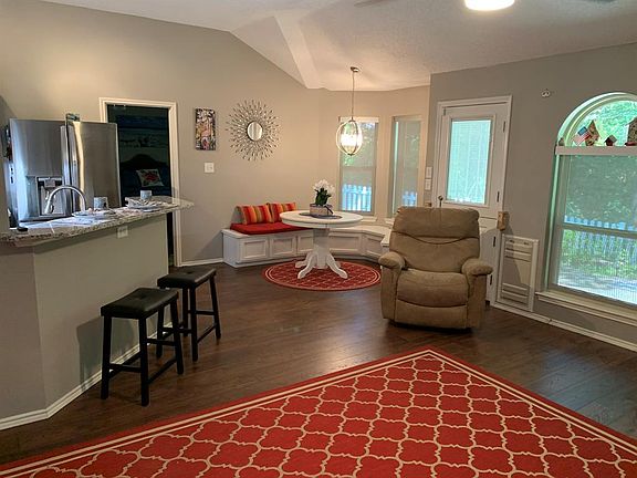 4th image of 5823 Terra Dr